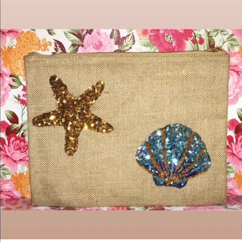 Shelly burlap clutch